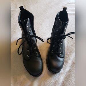 Black Lace-Up Women's Boots